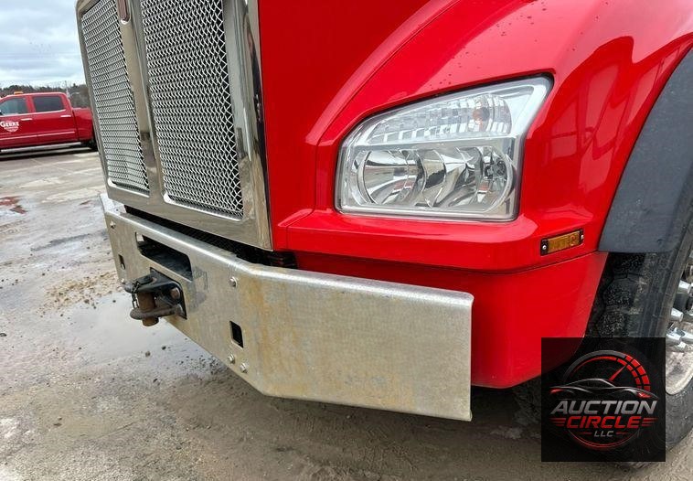 2020 Kenworth  T880 dump truck