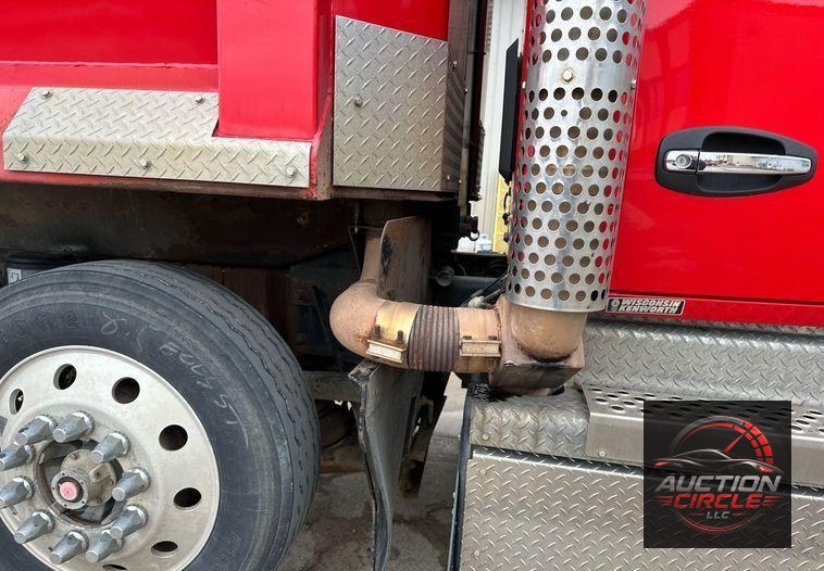 2020 Kenworth  T880 dump truck