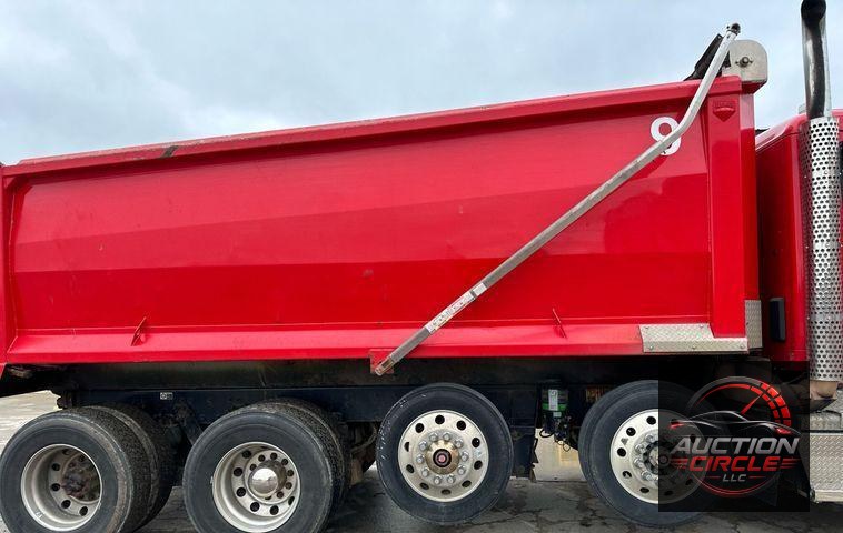 2020 Kenworth  T880 dump truck