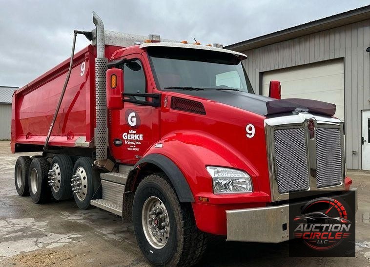 2020 Kenworth  T880 dump truck