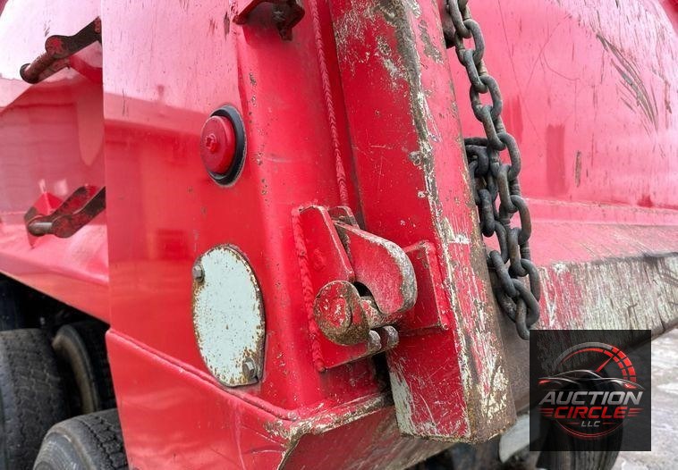 2020 Kenworth  T880 dump truck
