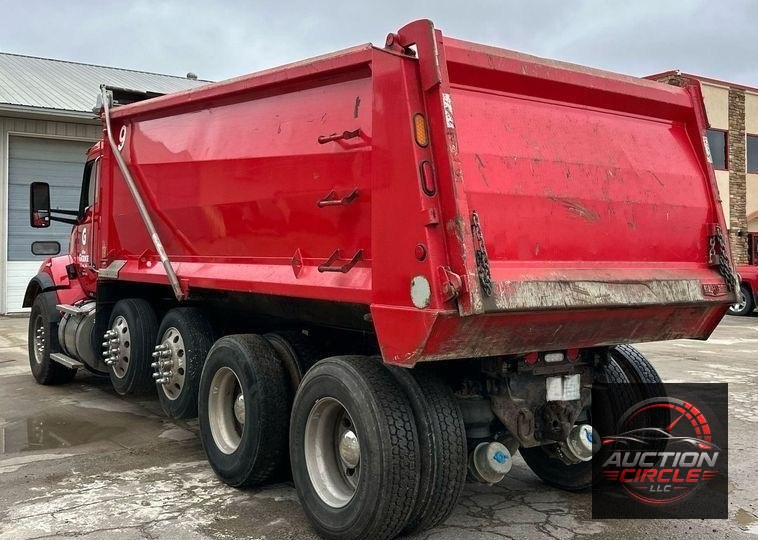 2020 Kenworth  T880 dump truck