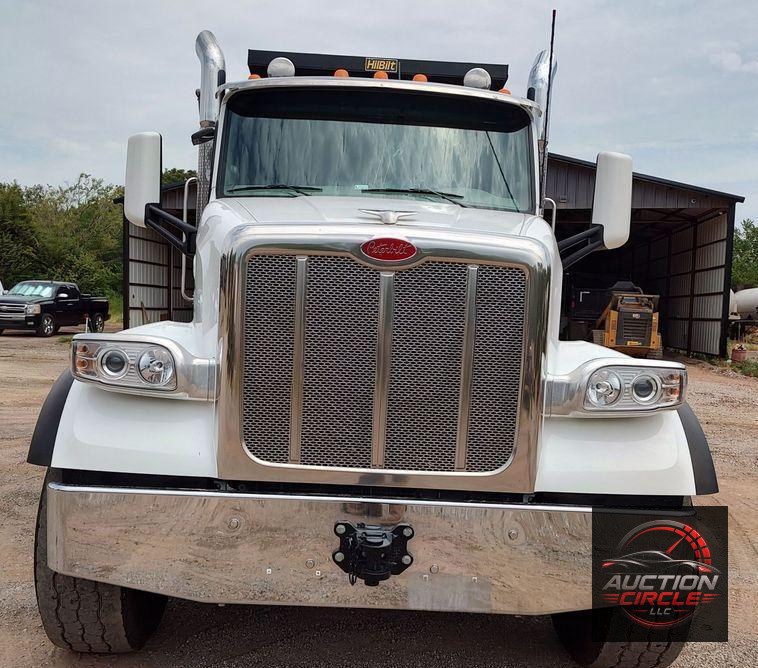 2021 Peterbilt 567  dump truck