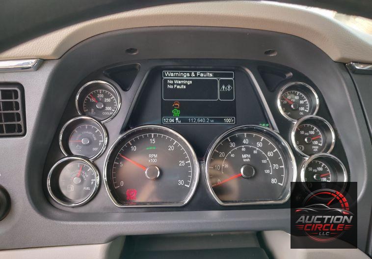 2021 Peterbilt 567  dump truck