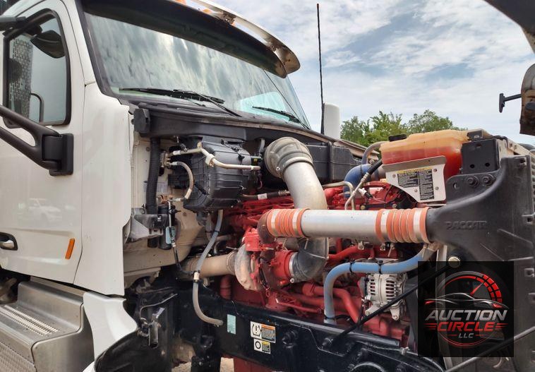 2021 Peterbilt 567  dump truck