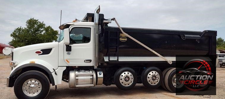 2021 Peterbilt 567  dump truck