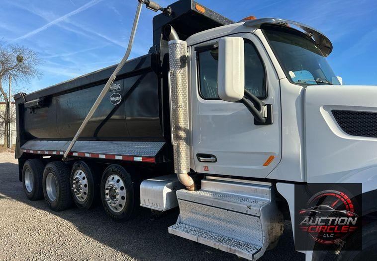 2019 Peterbilt 567 dump truck