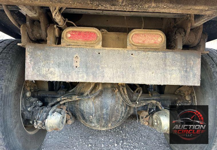 2019 Peterbilt 567 dump truck