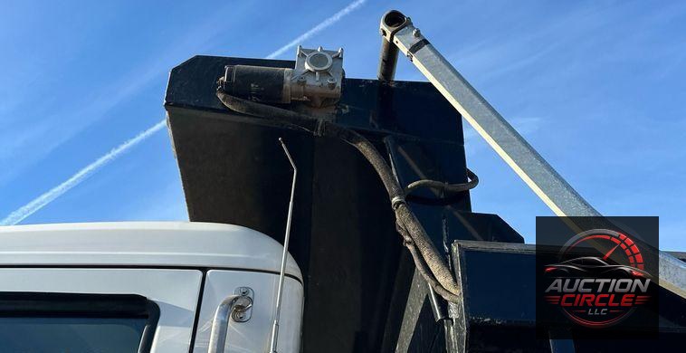 2019 Peterbilt 567 dump truck