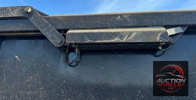 2019 Peterbilt 567 dump truck