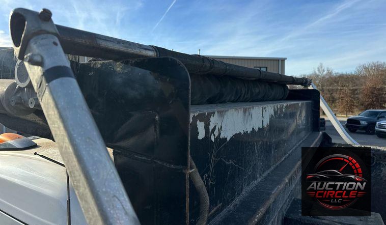 2019 Peterbilt 567 dump truck