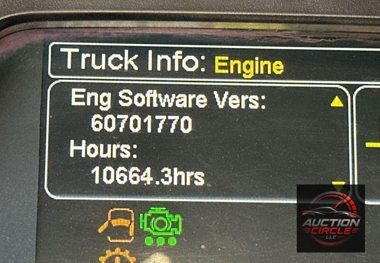 2019 Peterbilt 567 dump truck