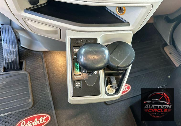 2019 Peterbilt 567 dump truck