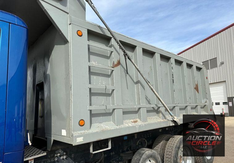 2018 Peterbilt 567 dump truck