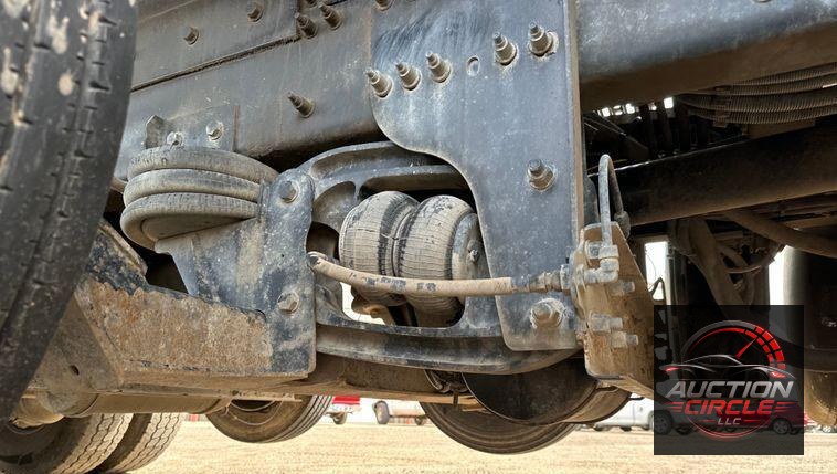 2018 Peterbilt 567 dump truck