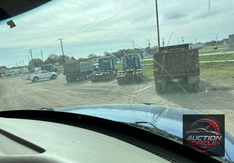2018 Peterbilt 567 dump truck