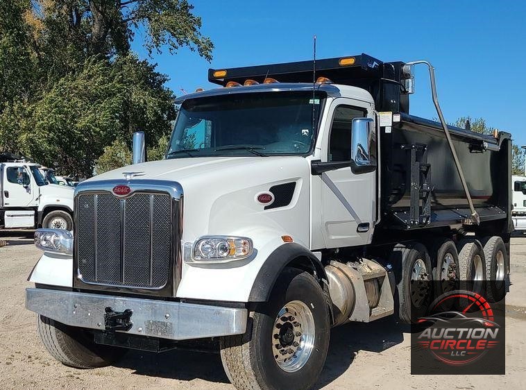 2023 Peterbilt 567  dump truck
