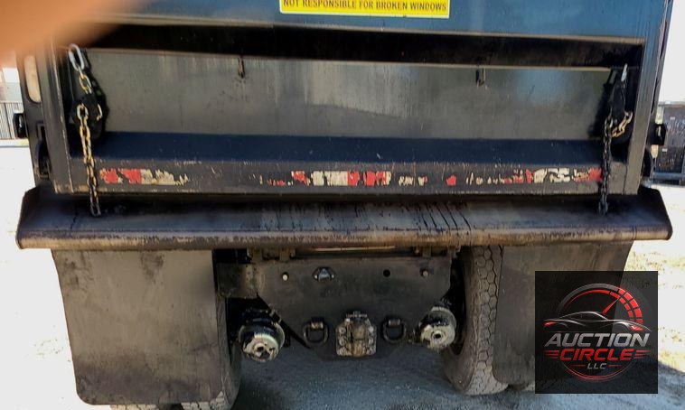 2023 Peterbilt 567  dump truck