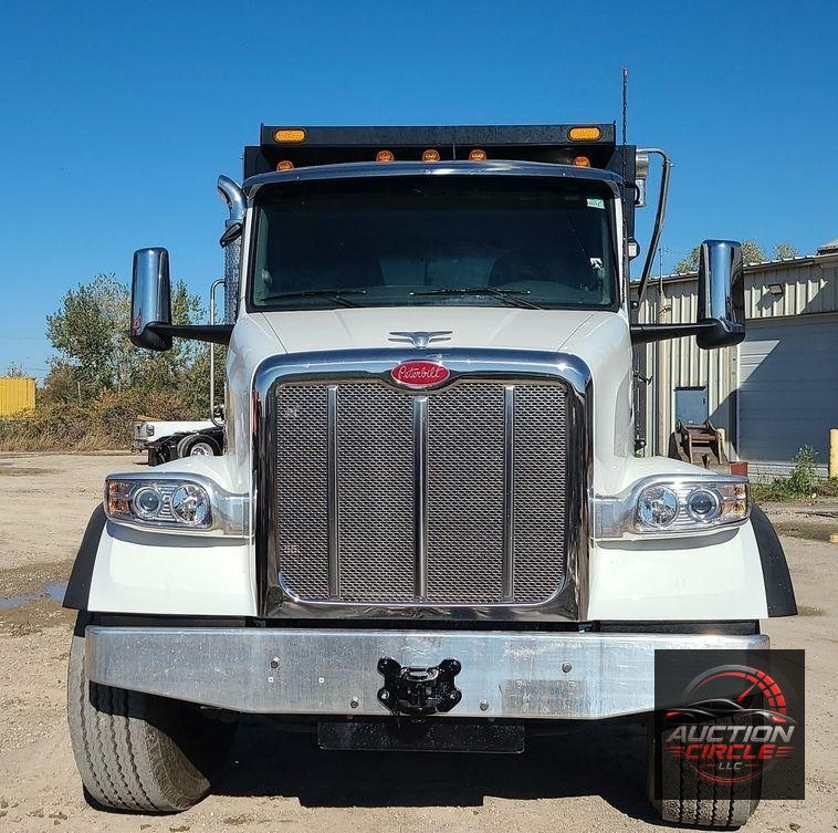 2023 Peterbilt 567  dump truck