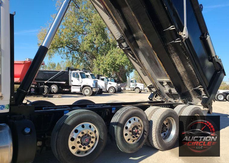 2023 Peterbilt 567  dump truck