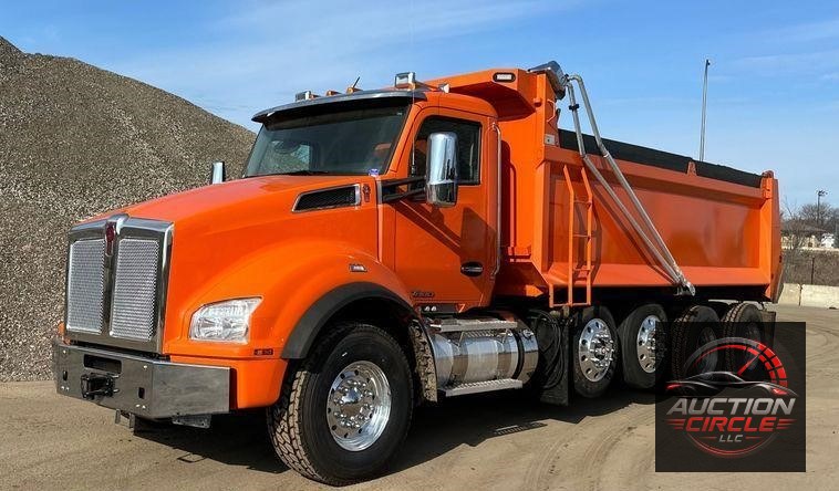 2021 Kenworth T880 dump truck