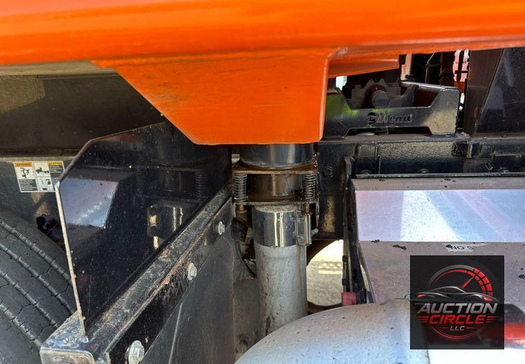 2021 Kenworth T880 dump truck