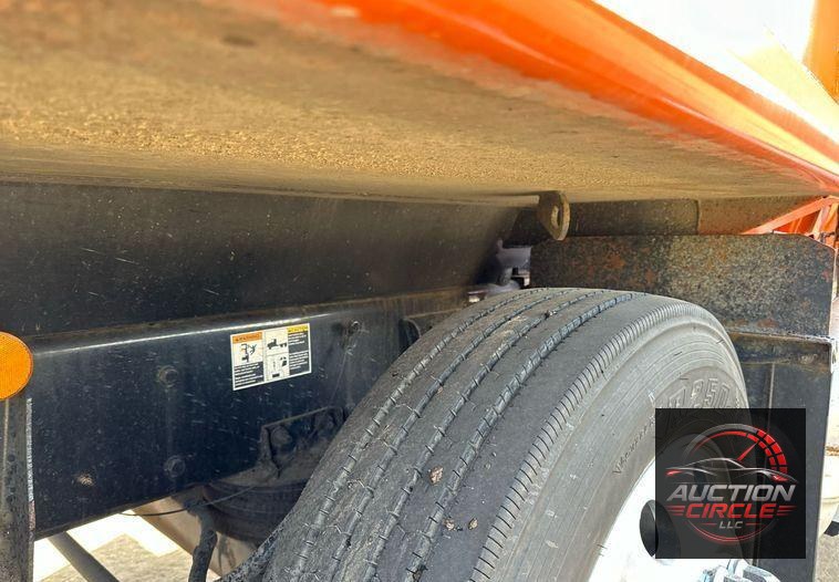2021 Kenworth T880 dump truck