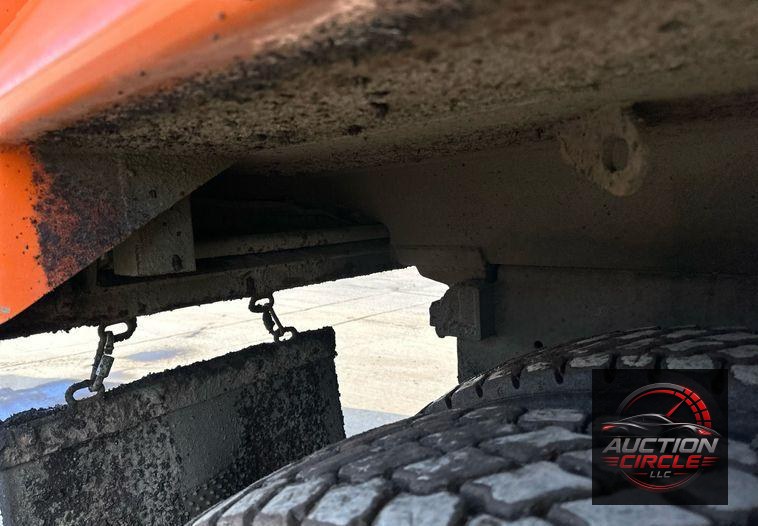 2021 Kenworth T880 dump truck