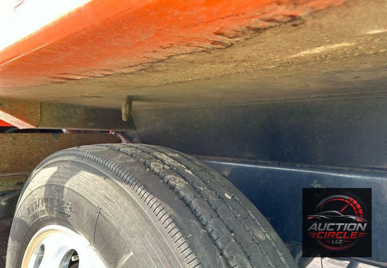 2021 Kenworth T880 dump truck
