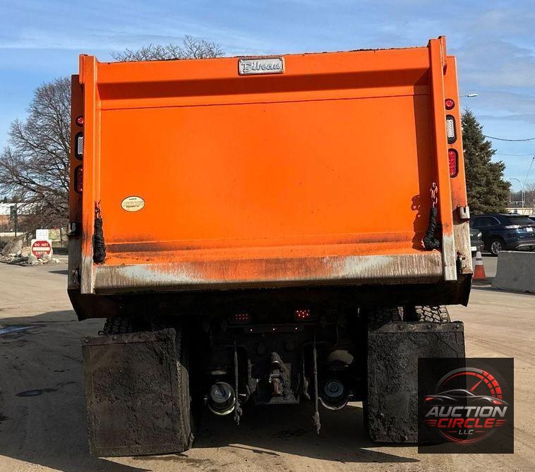 2021 Kenworth T880 dump truck