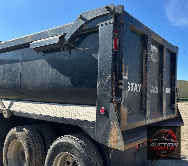 2017 Kenworth  T880 dump truck