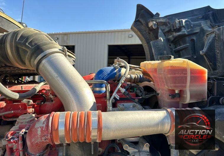 2017 Kenworth  T880 dump truck