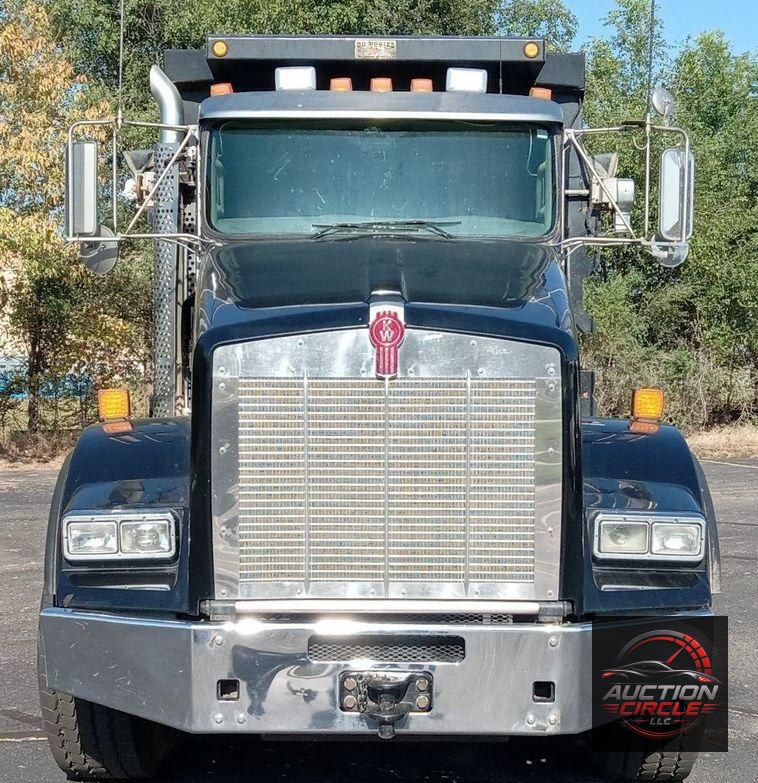 2012 Kenworth T800  dump truck