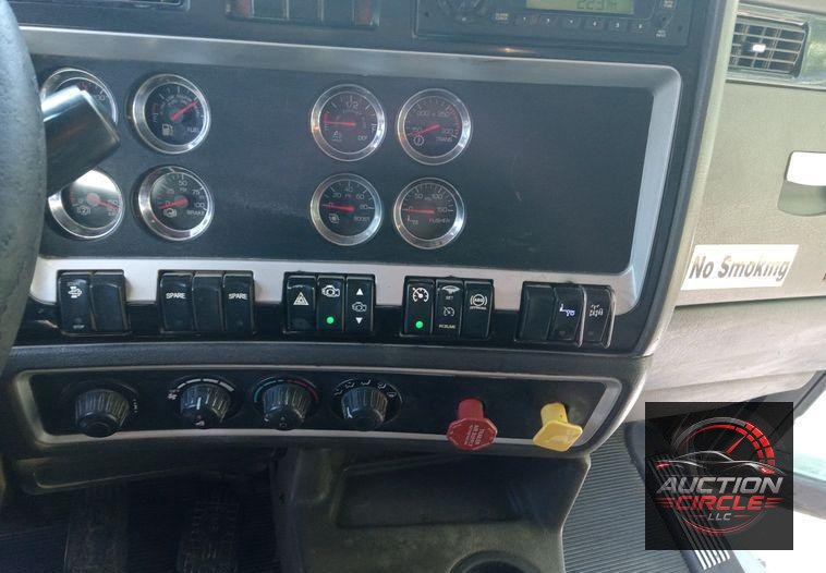 2012 Kenworth T800  dump truck