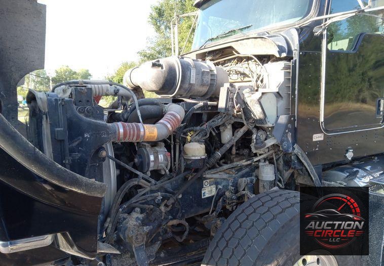 2012 Kenworth T800  dump truck