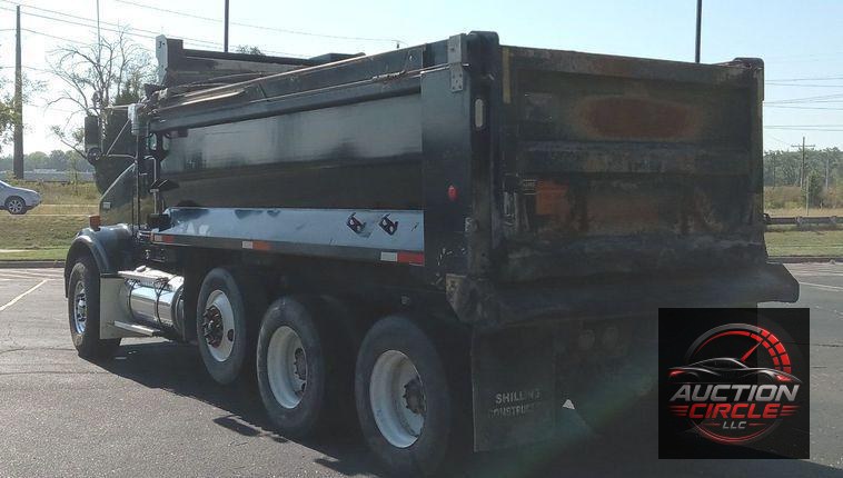 2012 Kenworth T800  dump truck