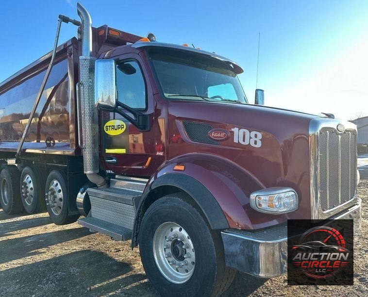 2019 Peterbilt 567  dump truck