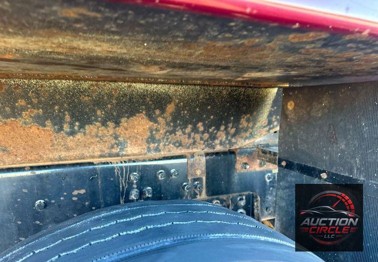 2019 Peterbilt 567  dump truck