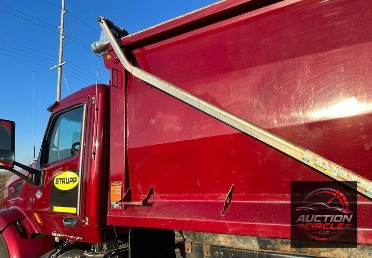2019 Peterbilt 567  dump truck