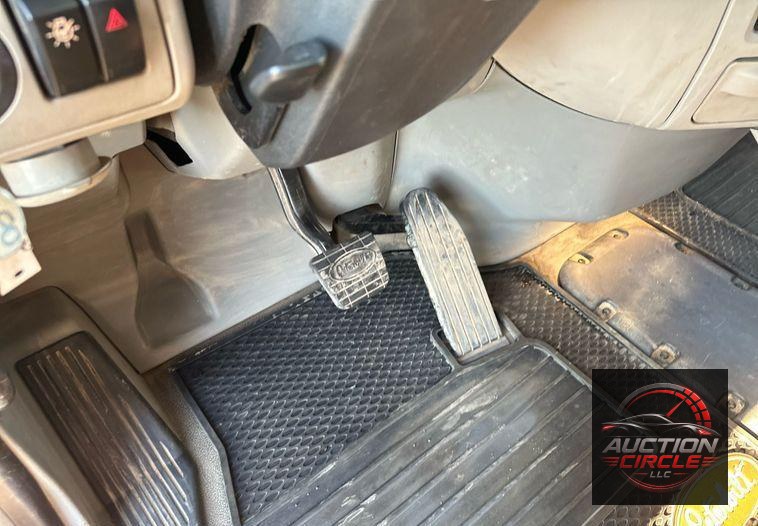 2019 Peterbilt 567  dump truck