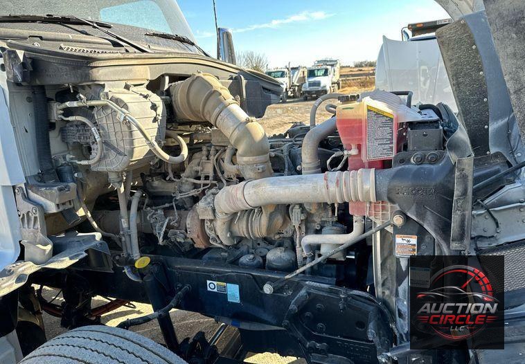 2021 Kenworth T880  dump truck