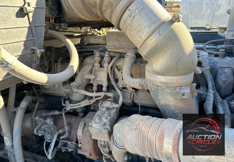 2021 Kenworth T880  dump truck
