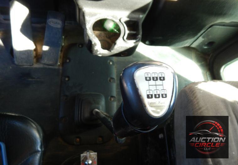 2009 Peterbilt 340