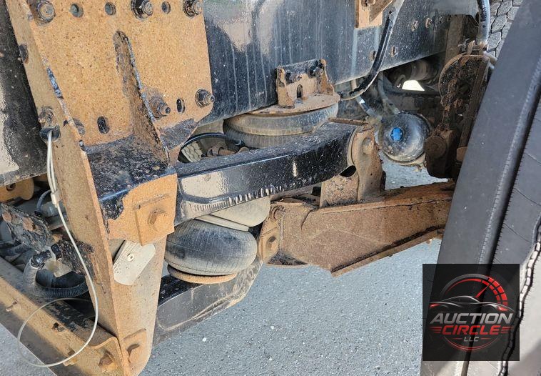 2016 Kenworth T880 dump truck