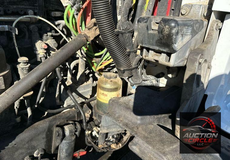 2021 Kenworth T880  dump truck