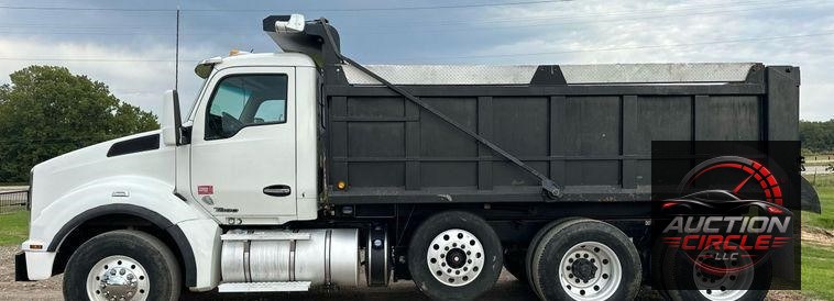 2016 Kenworth  T880 dump truck