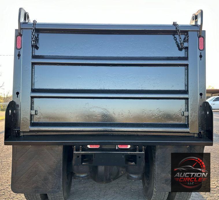 2022 Peterbilt  567 dump truck