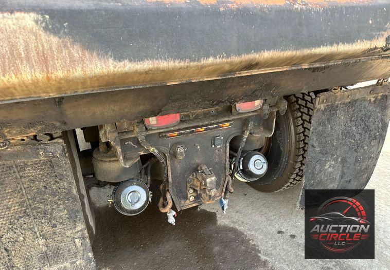 2018 Kenworth T880 dump truck