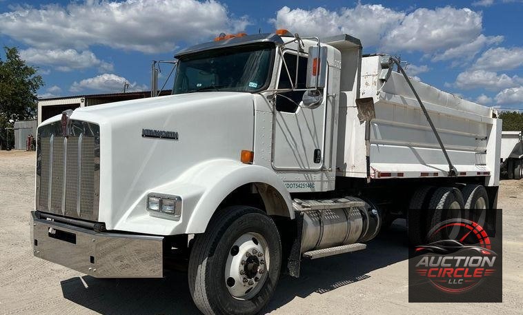 2016 Kenworth T800  dump truck