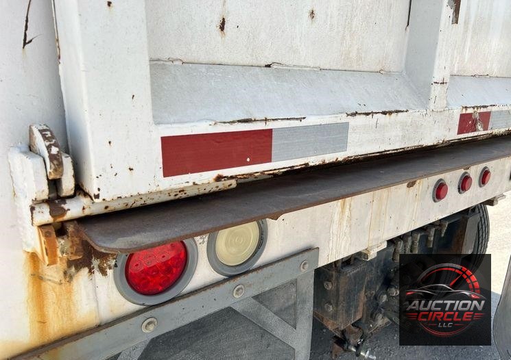 2016 Kenworth T800  dump truck